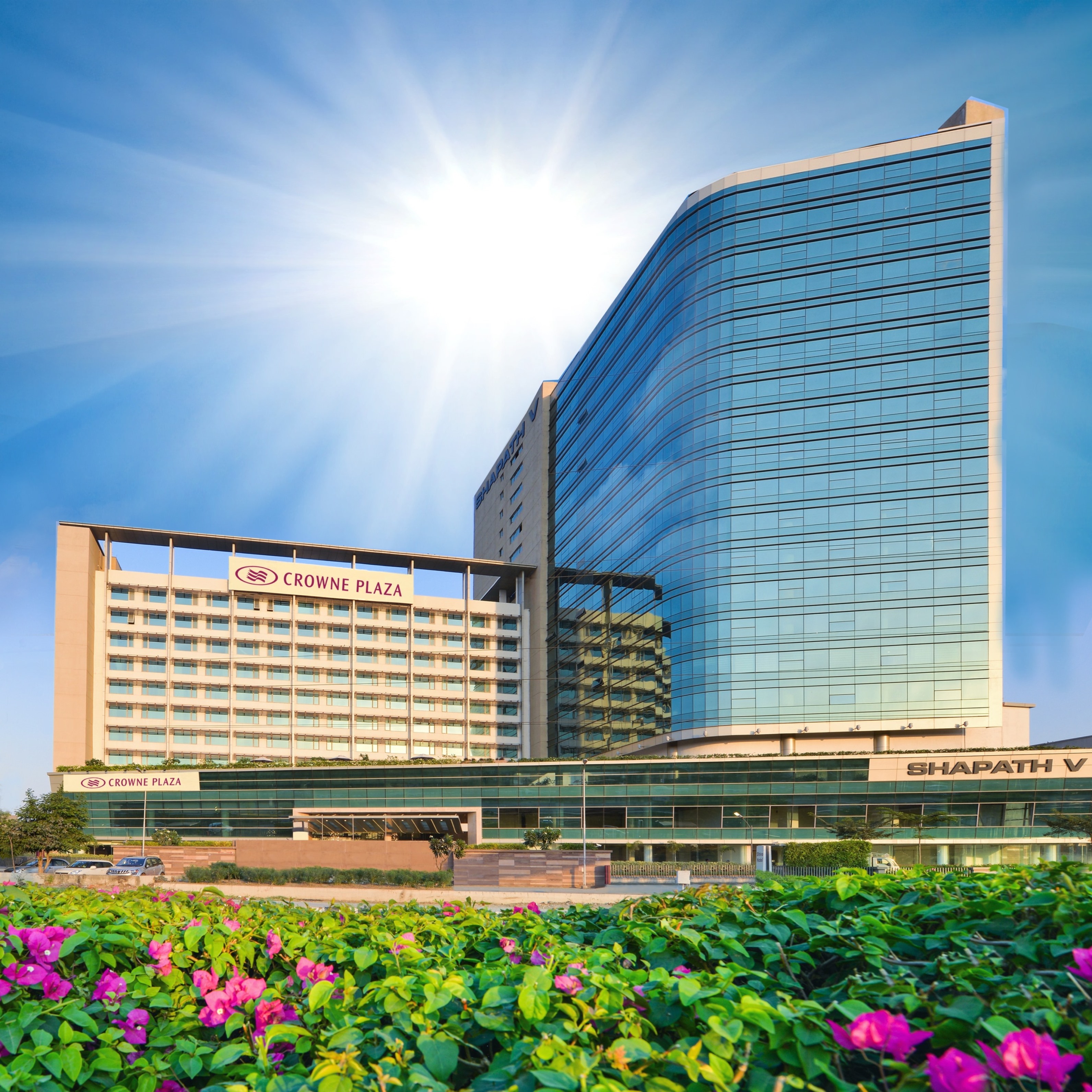 IHG Welcomes Guests into Crowne Plaza Ahmedabad City CentreIHG Welcomes