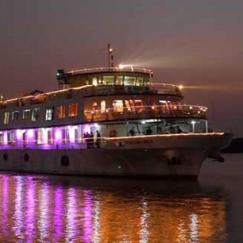 Luxury Ganga Cruise from Kolkata to Patna