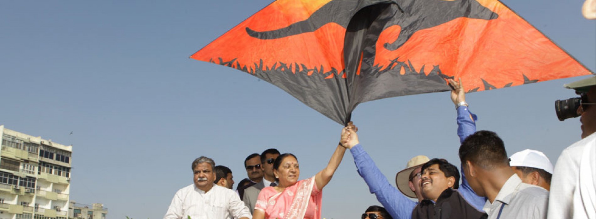 Gujarat’s Kite Festival ’16: grand and colorful