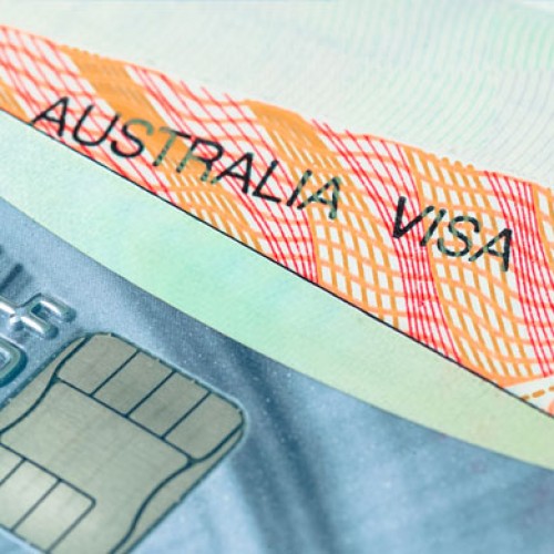 Australia to offer three-year visas to Indians