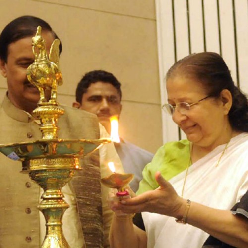 Lok Sabha Speaker presents ‘National Tourism Awards 2014-15’