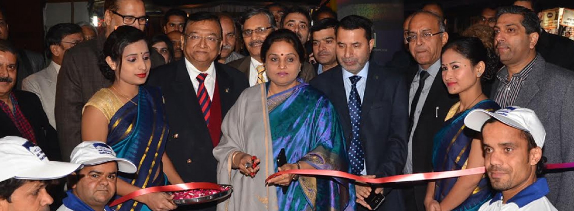 Priya Sethi inaugurates J&K Tourism Food, Craft & Culture Festival 2016 at Dilli Haat