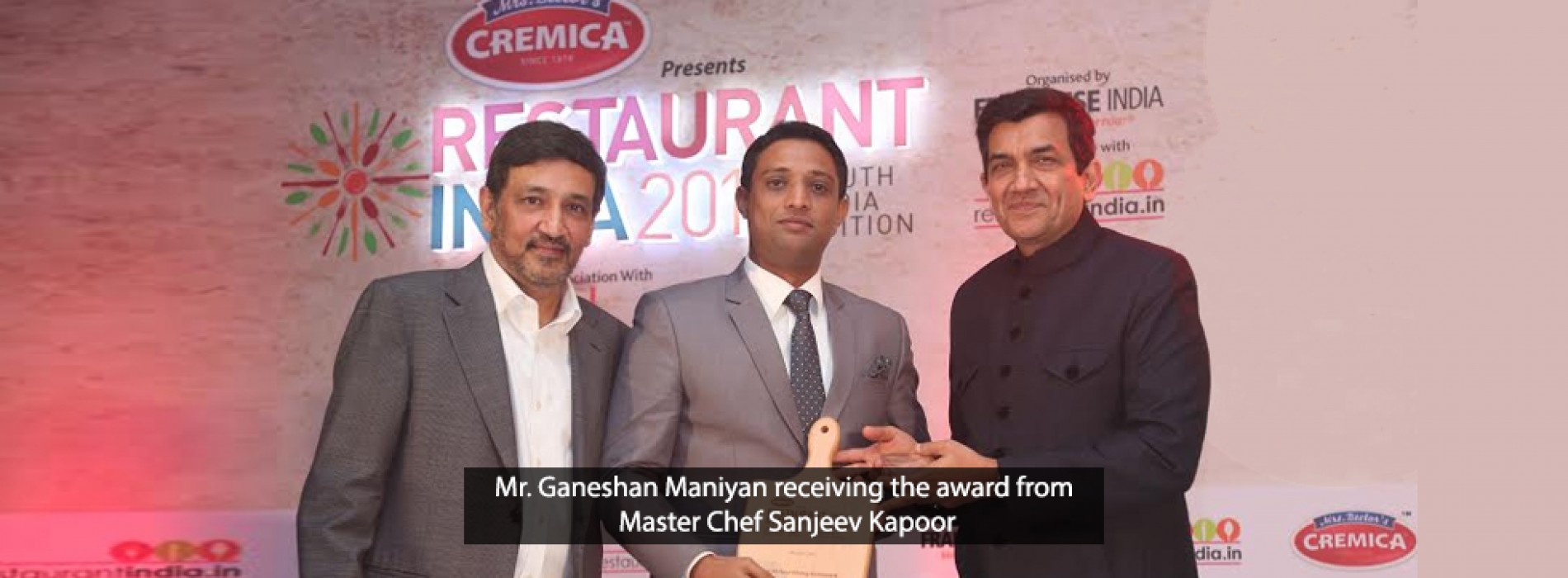 ‘Restaurant India Awards’ confer Momo Café at Courtyard by Marriott Bengaluru