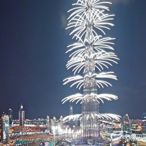 Dubai brightens up the world with dazzling New Year’s Eve fireworks show by Emaar