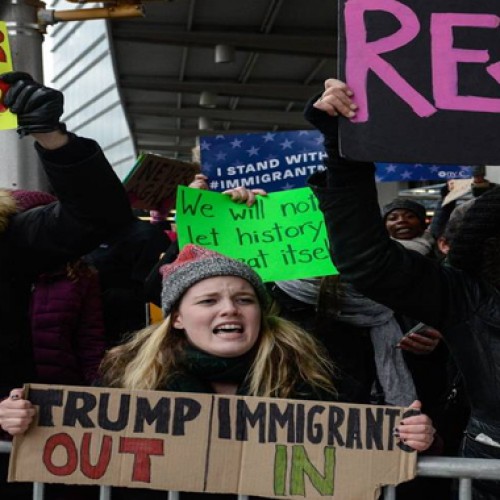 US says green card holders exempted from travel ban