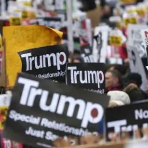 Thousands march in London against Trump travel ban