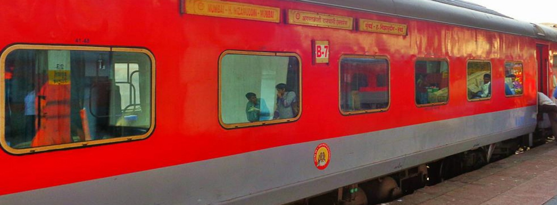 Travel in Rajdhani, Shatbadi at mail/express fare from April 1