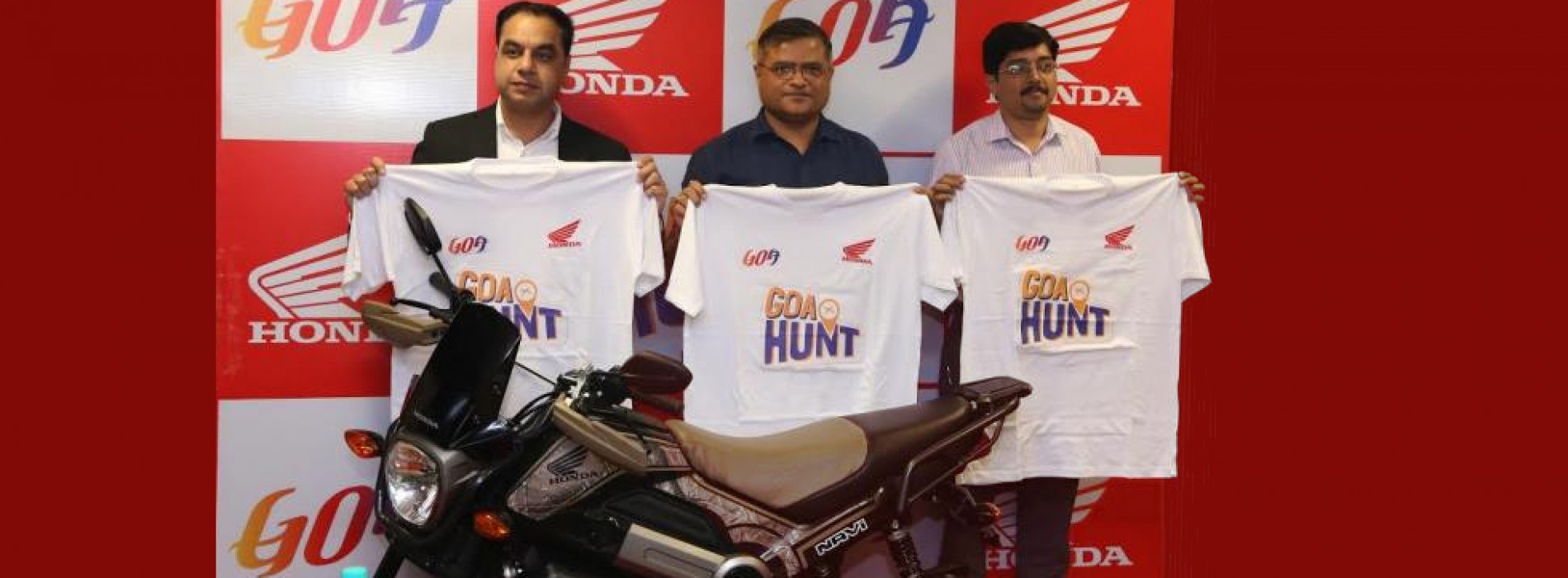 Hon’ble Minister for Tourism, Govt. of Goa, Manohar Azgaonkar flags off GTDC – Honda NAVi Goa Hunt 2017 event