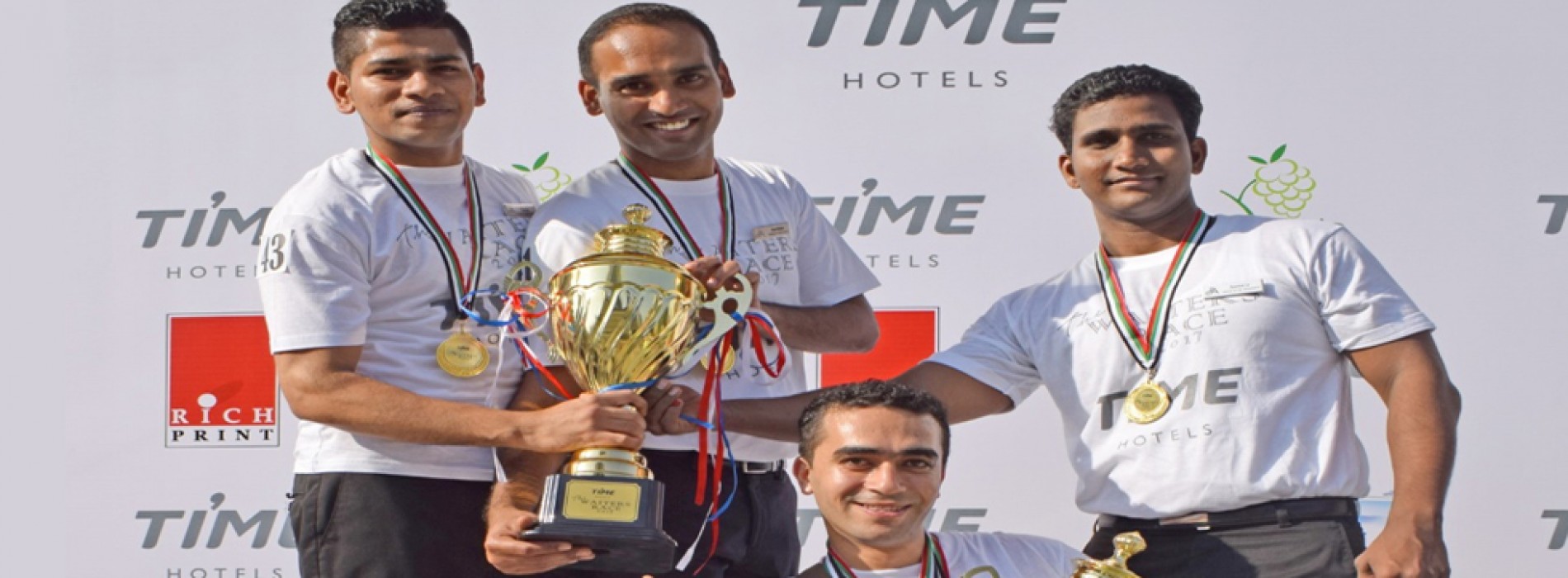 Fastest waiter in Dubai wins again