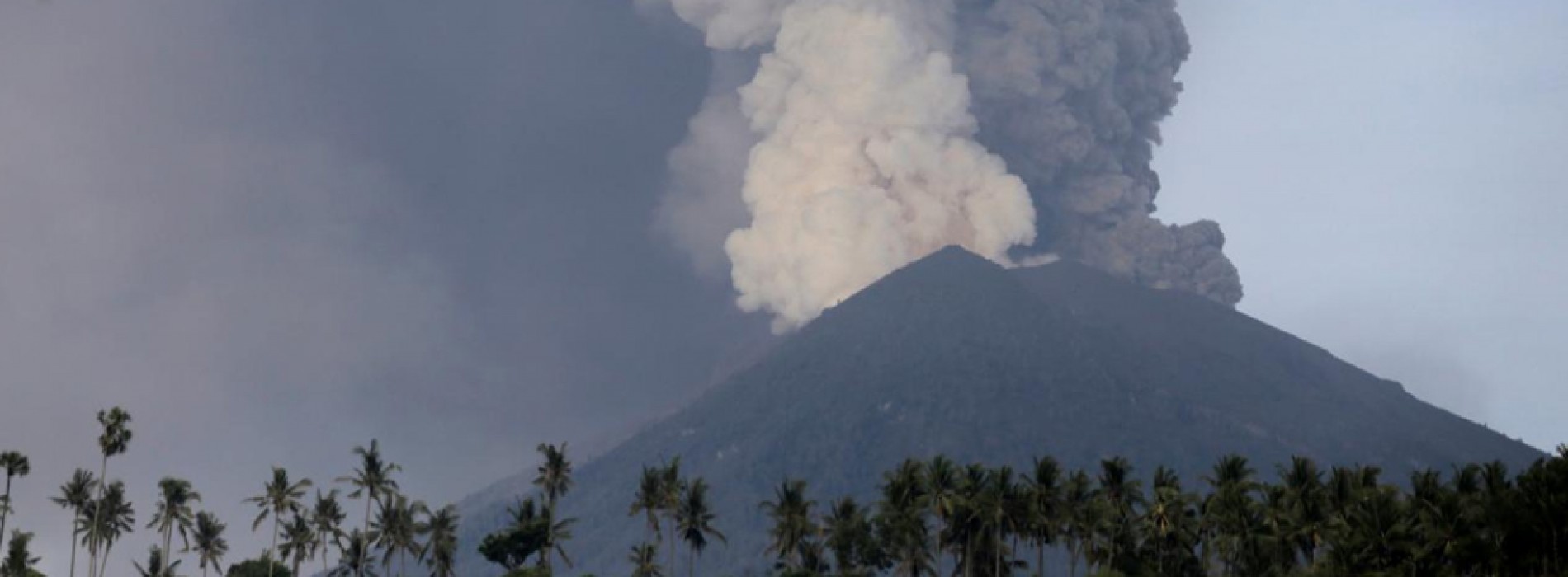 Indonesia raises Bali volcano alert to ‘highest’ warning of large eruption
