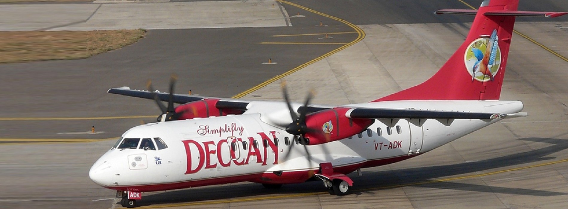 Air Deccan takes wings again, flies to Jalgaon