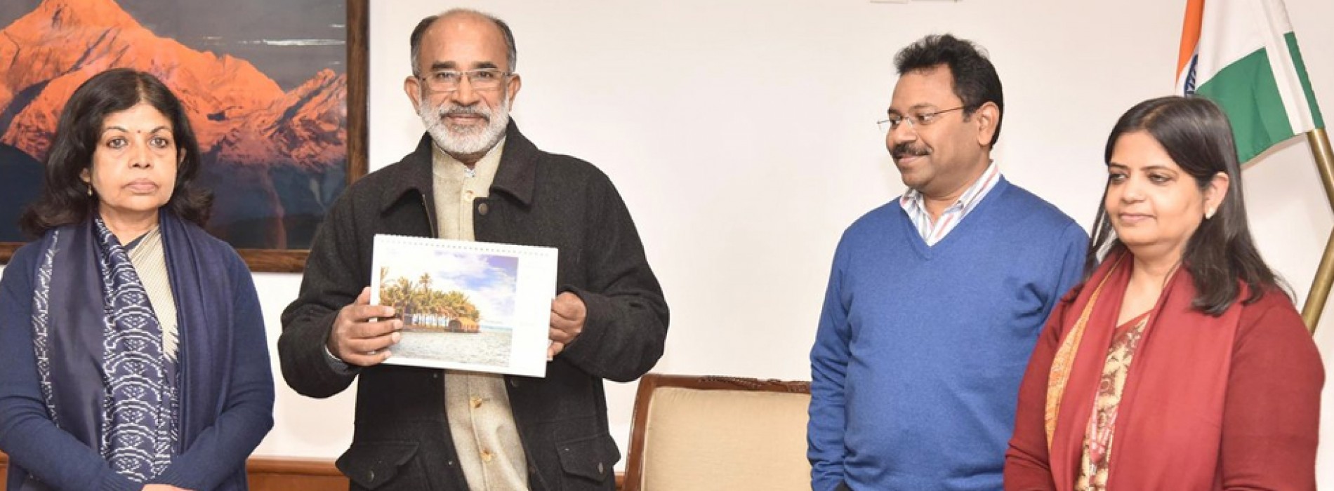 Ministry of Tourism Launches Incredible India Digital Calendar and Wall & Desk Calendar- 2018