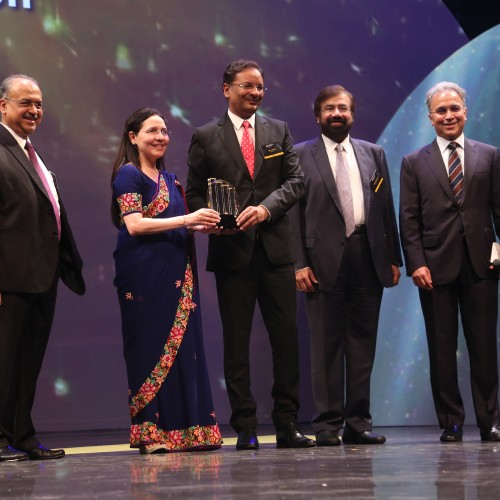 SpiceJet CMD Ajay Singh awarded ‘EY Entrepreneur of the year 2017 for Business Transformation’