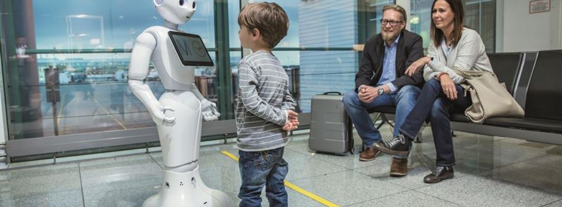 Munich Airport and Lufthansa start testing of humanoid robot in Terminal 2