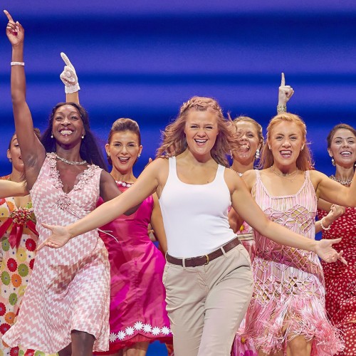 Cinnamon Life presents Mamma Mia