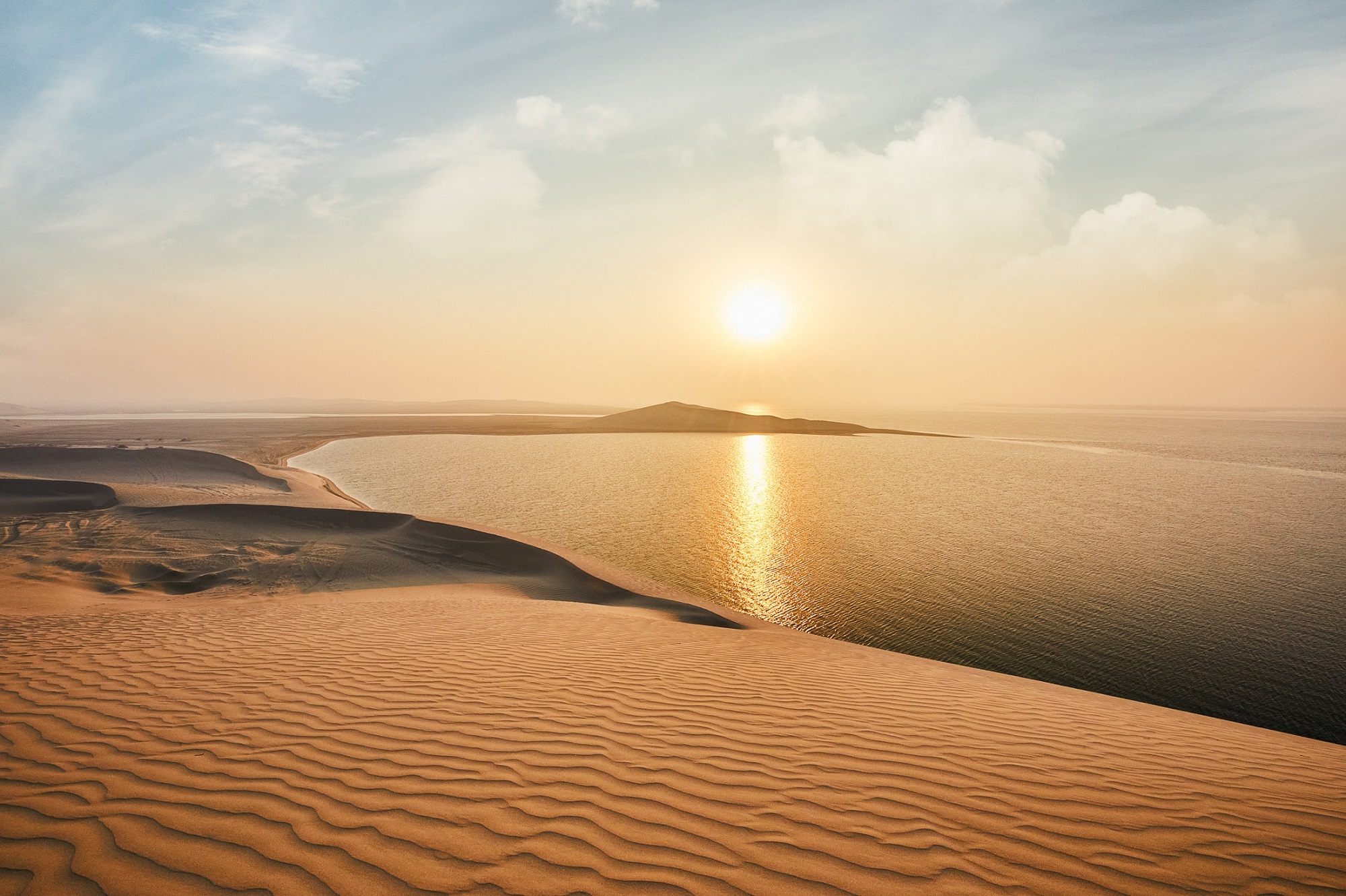 Qatar Tourism_ Inland sea