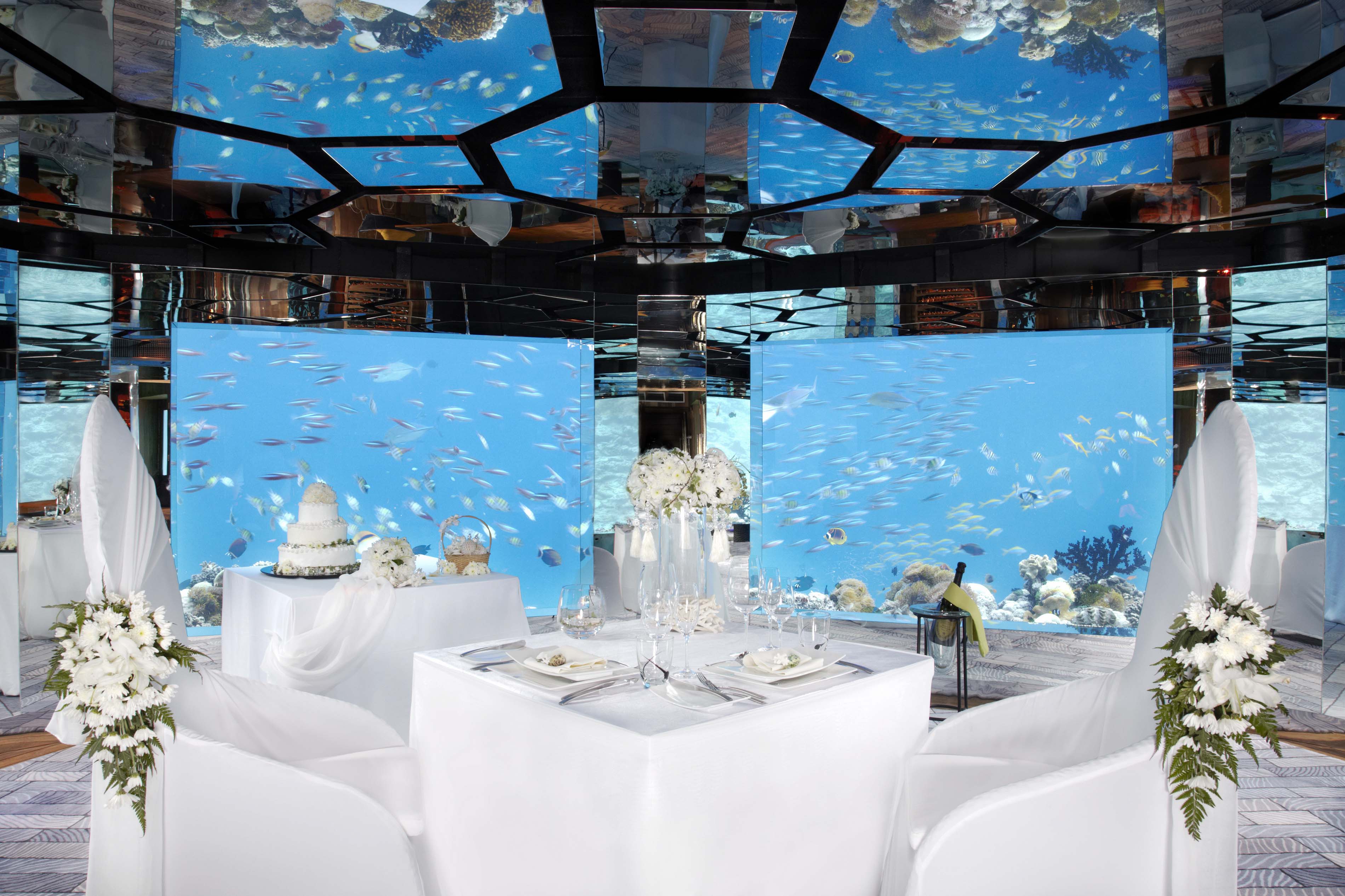 Sea underwater restaurant wedding