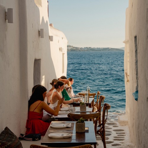 Skyscanner Unveils Travel Trends 2027: Travel, Better Spent